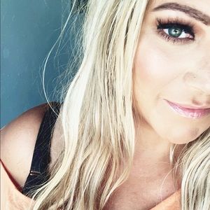 Meet your Posher, Jen